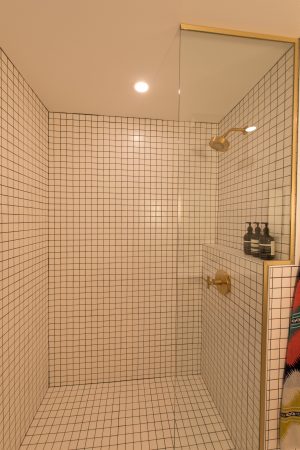 Pettus-Czar/Fuller Bathrooms